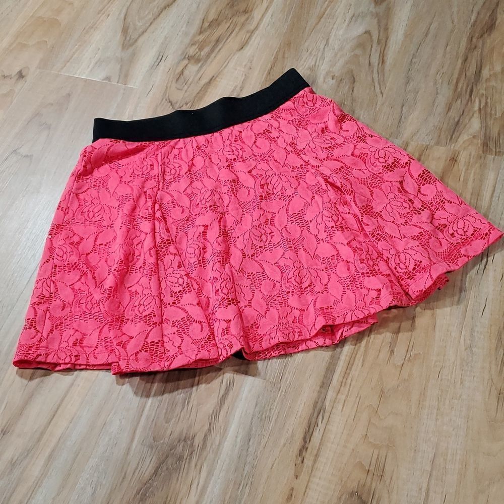 🔺️Candie's Coral Pink Rose Print Lace Skirt Small